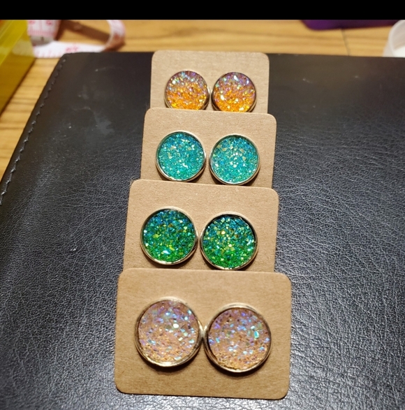 Druzy Jewelry - Women's Druzy Post Earrings
